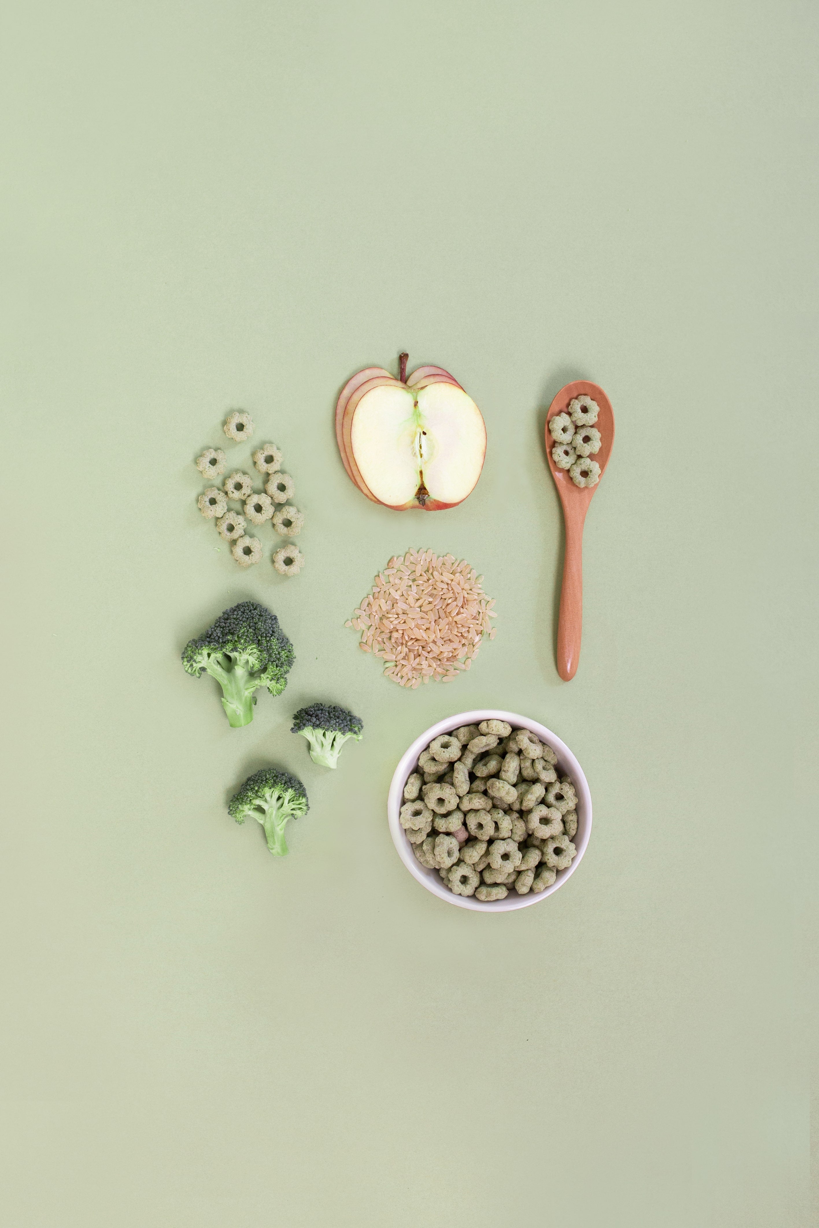 Organic Brown Rice Puffs | Apple & Broccoli